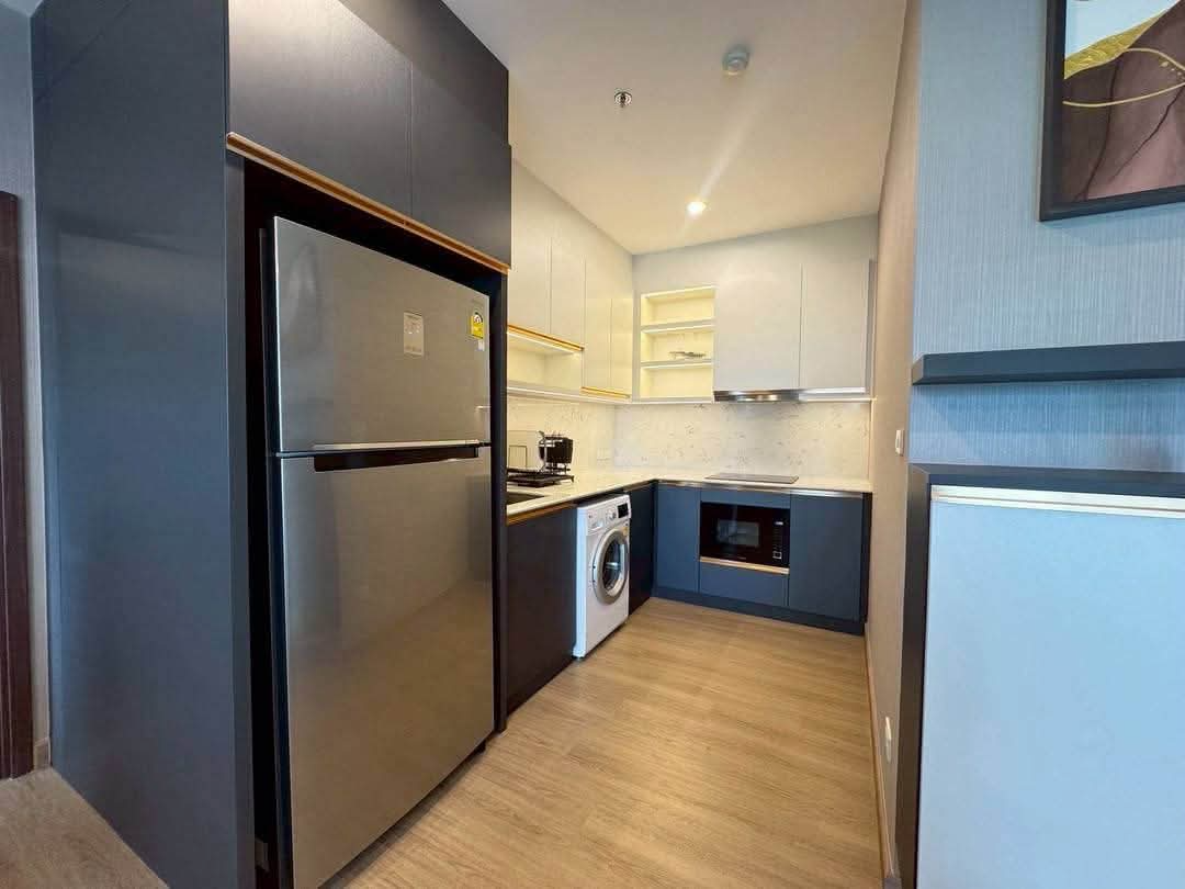 Luxury Condo Preview 4