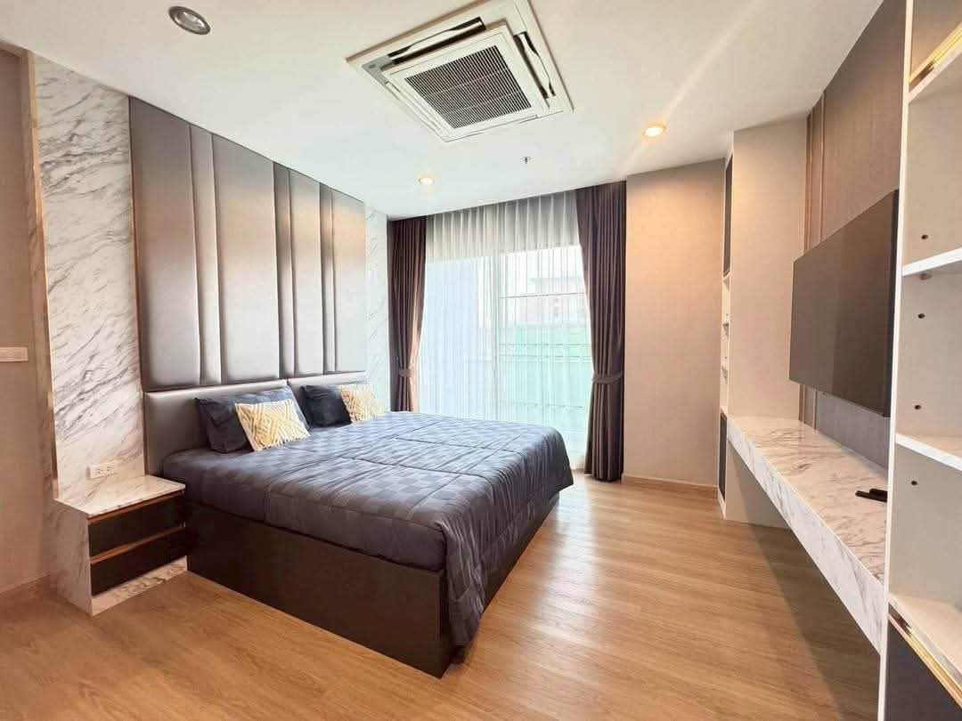 Luxury Condo Preview 2