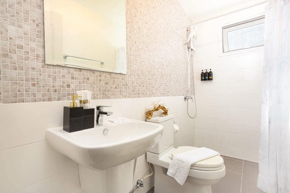 Premium 3-Story Townhome Preview 5