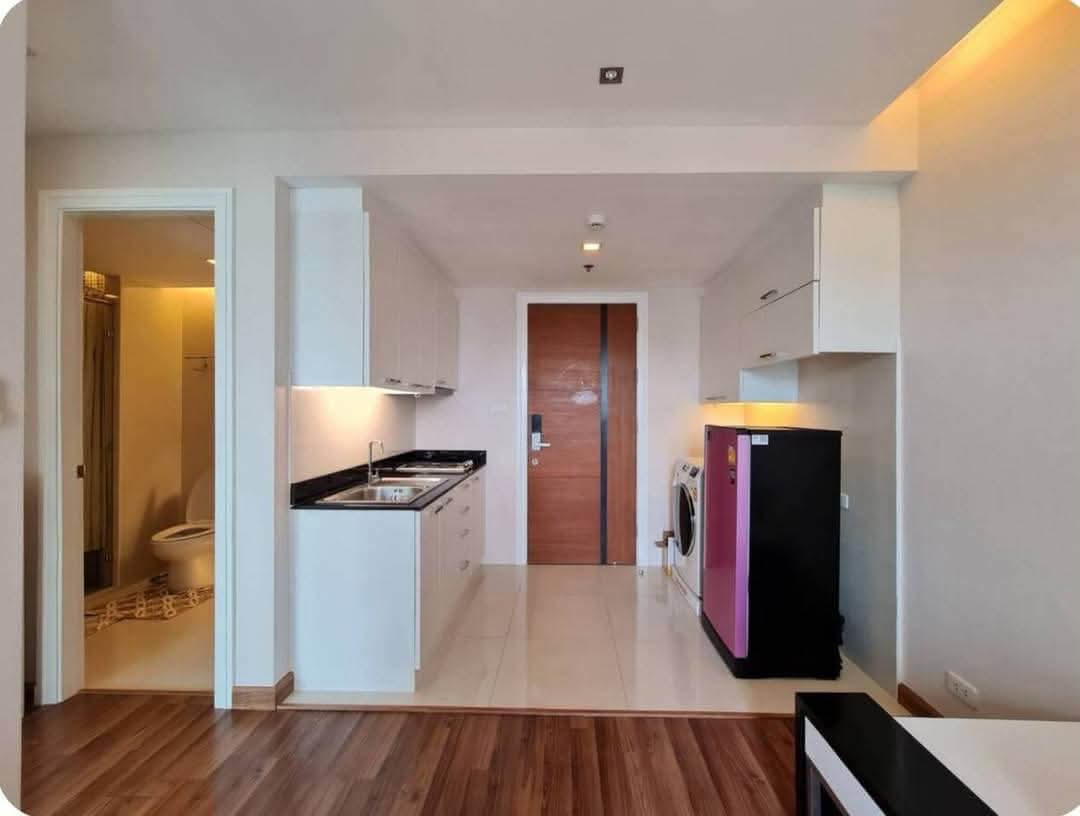 Prime Location Condominium  Preview 3