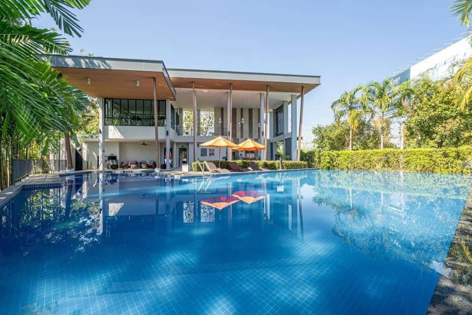 Modern Contemporary Style House Preview 2