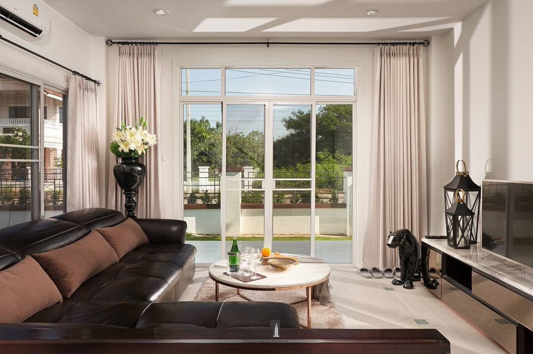 Modern Contemporary House Preview 4
