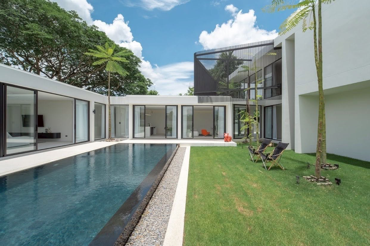 Luxury Modern Pool Villa Preview 6