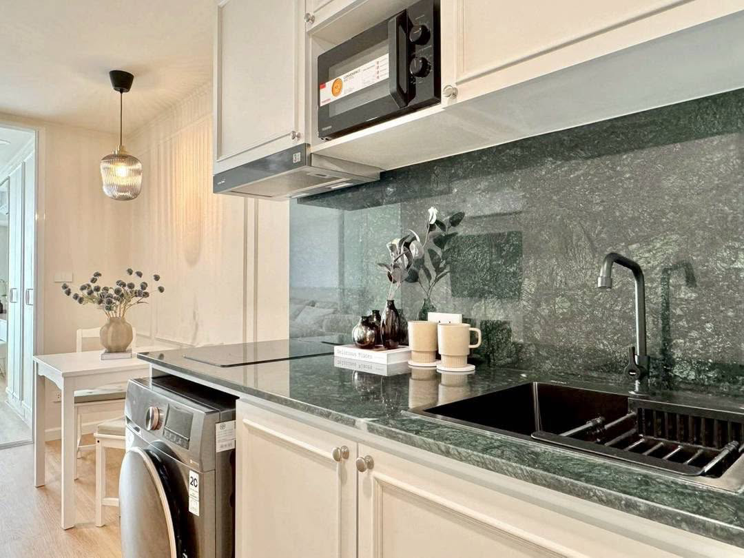 Modern Condo Preview 3