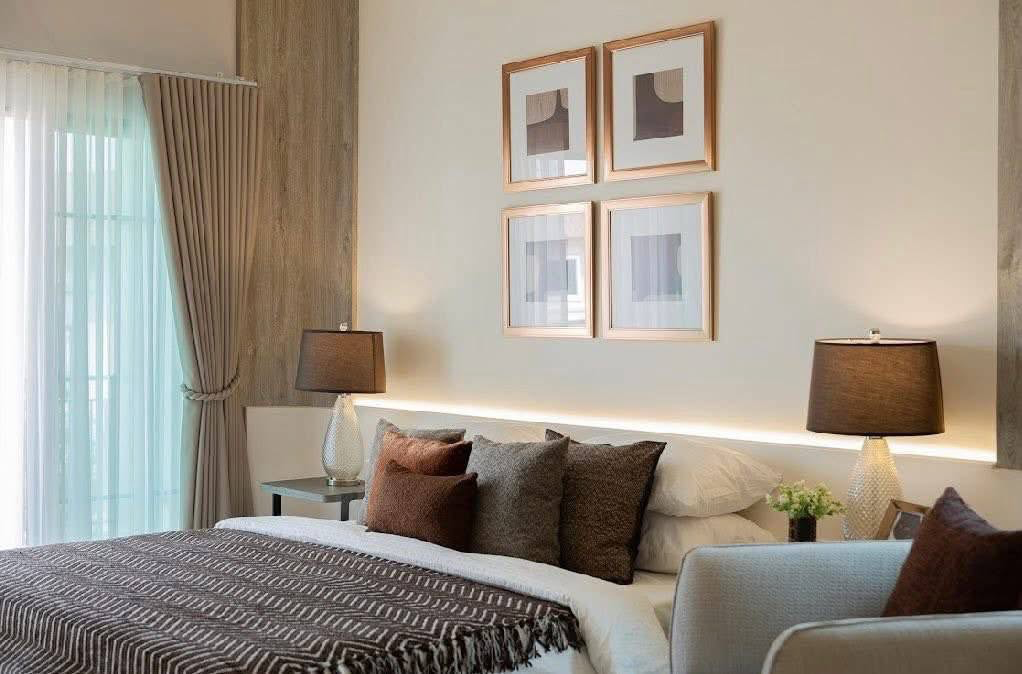 Luxury 2-Storey House  Preview 2