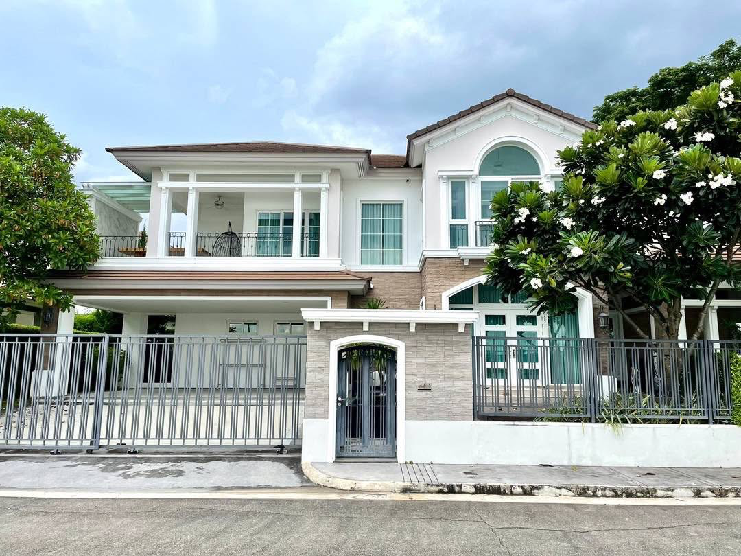 บ้านหรูวิวเลคพาโนรามา