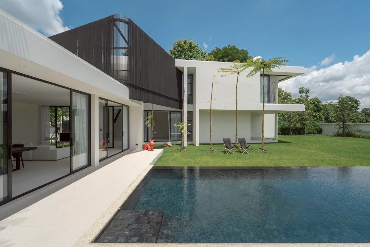 Luxury Modern Pool Villa
