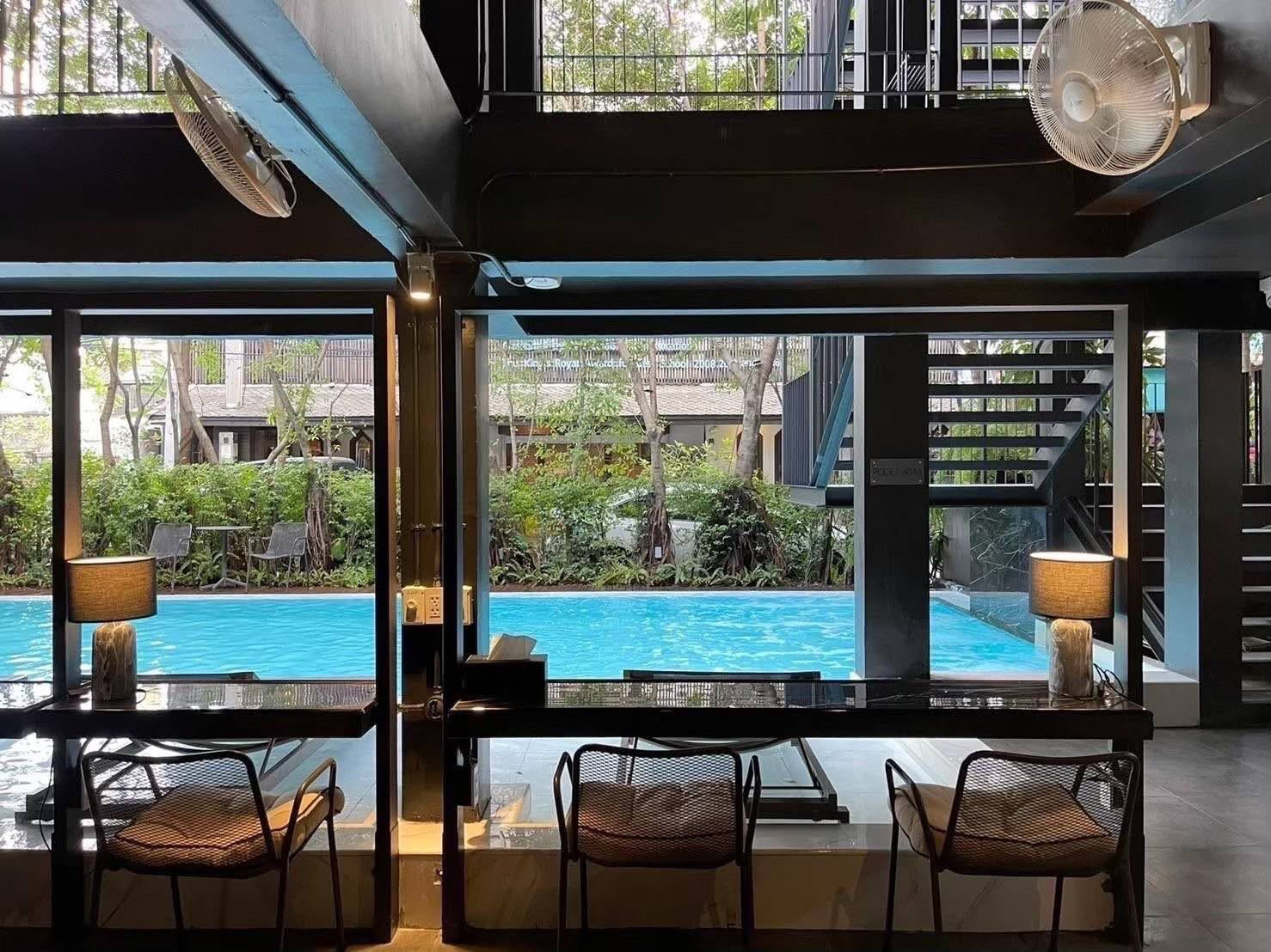 Modern Hotel 