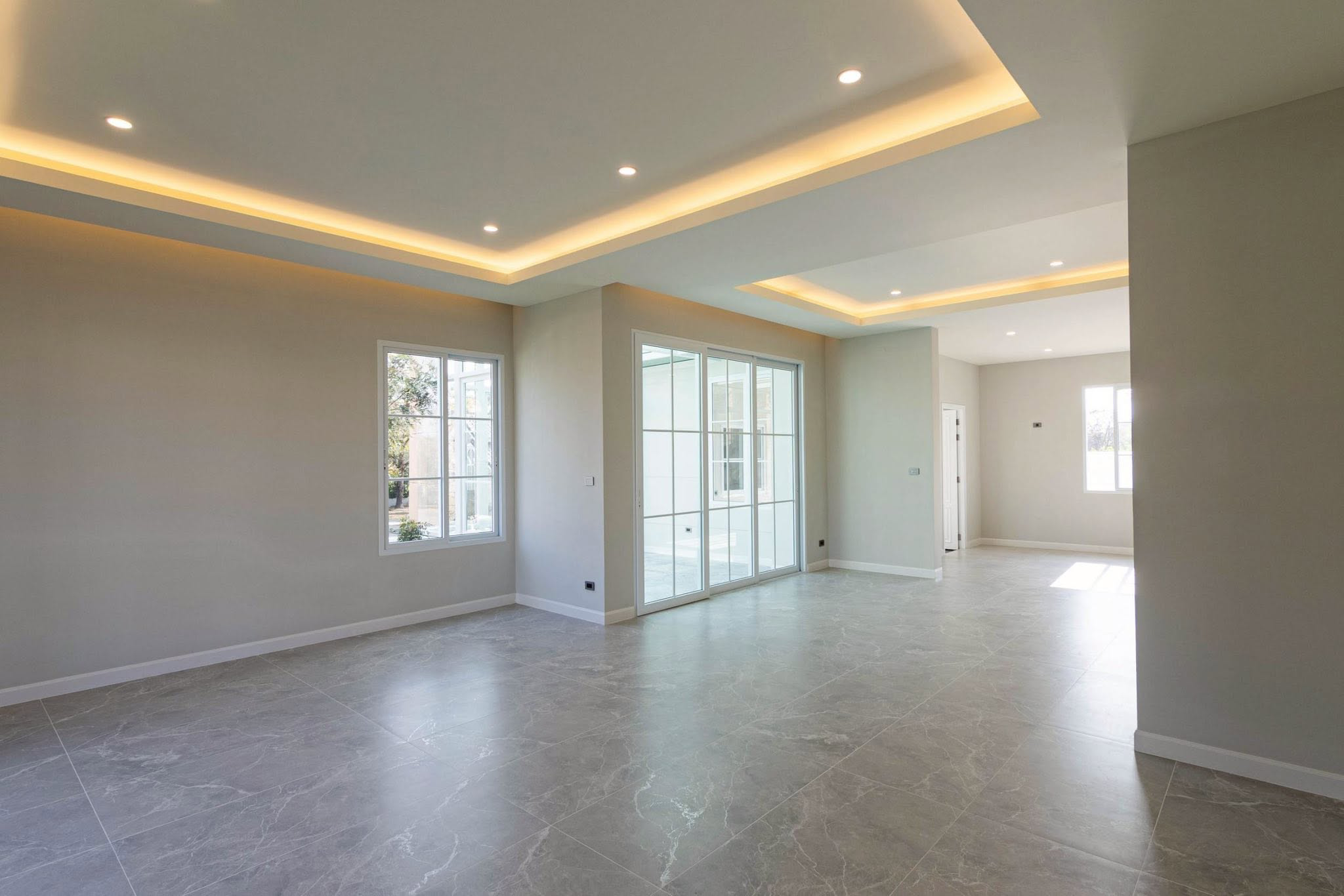 Grand Luxury House Preview 5