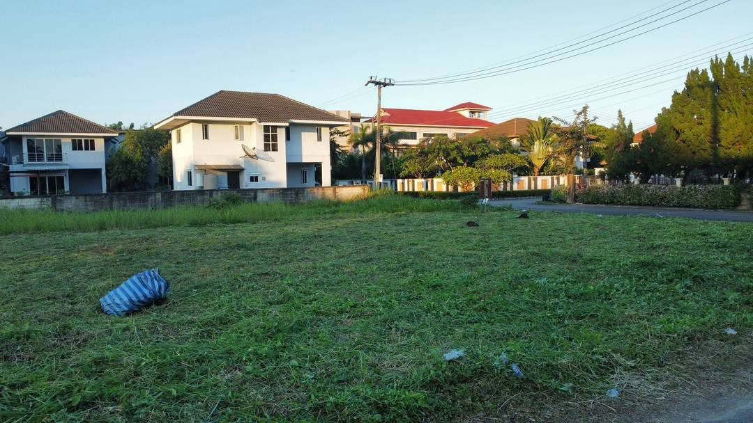 prime Location Land for Rent Near Meechok Plaza Preview 4