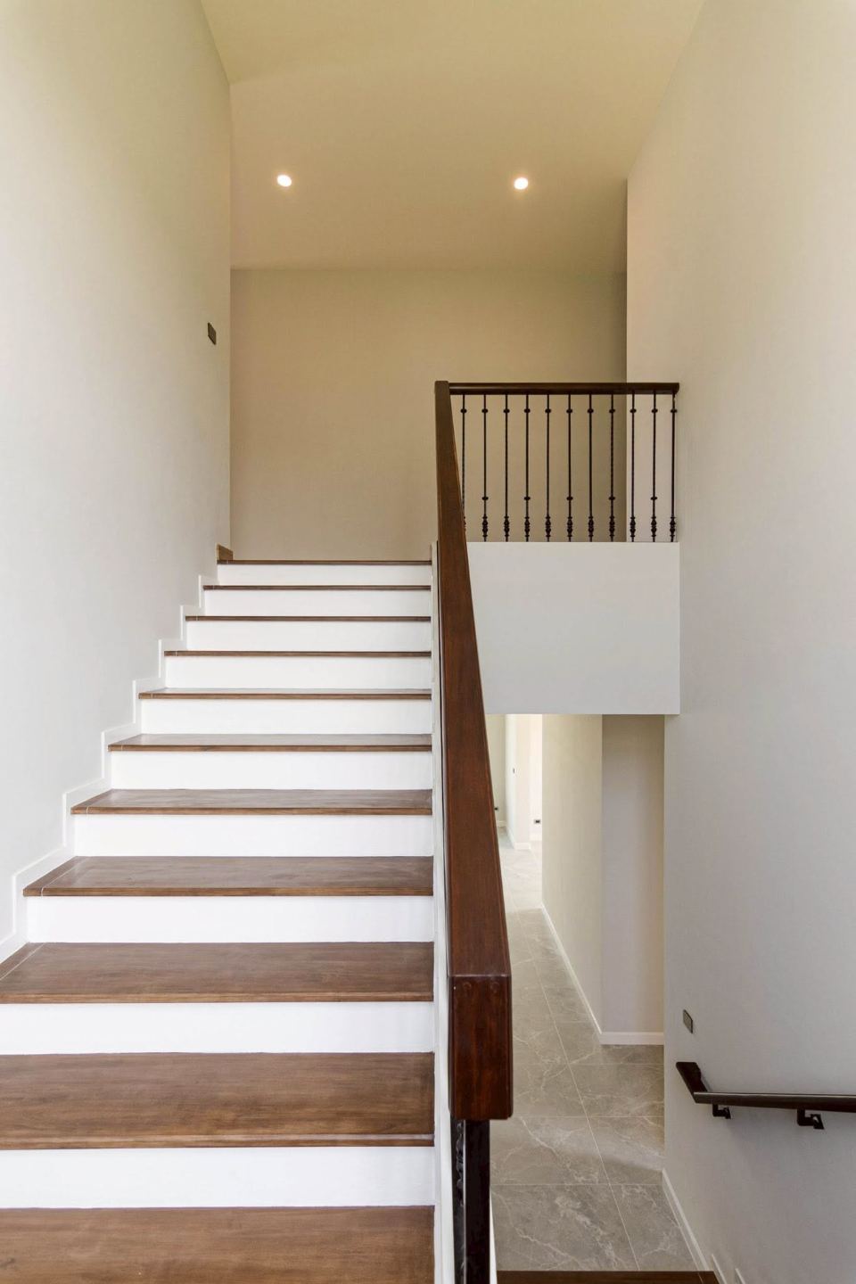 Grand Luxury House Preview 2