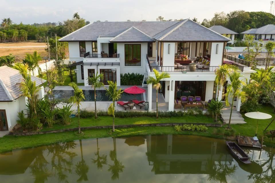 Luxury Pool Villa 