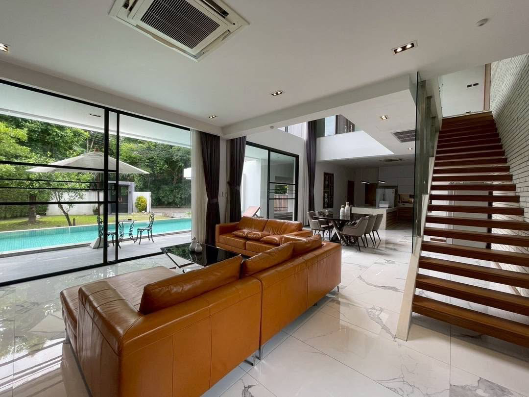 Luxury Modern Pool Villa  Preview 5