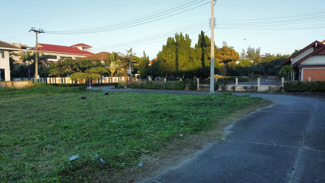 prime Location Land for Rent Near Meechok Plaza Preview 3