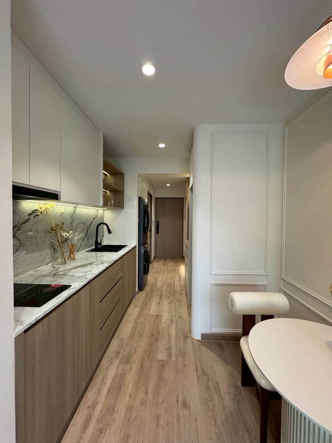 Renovated Condo for Sale Preview 7