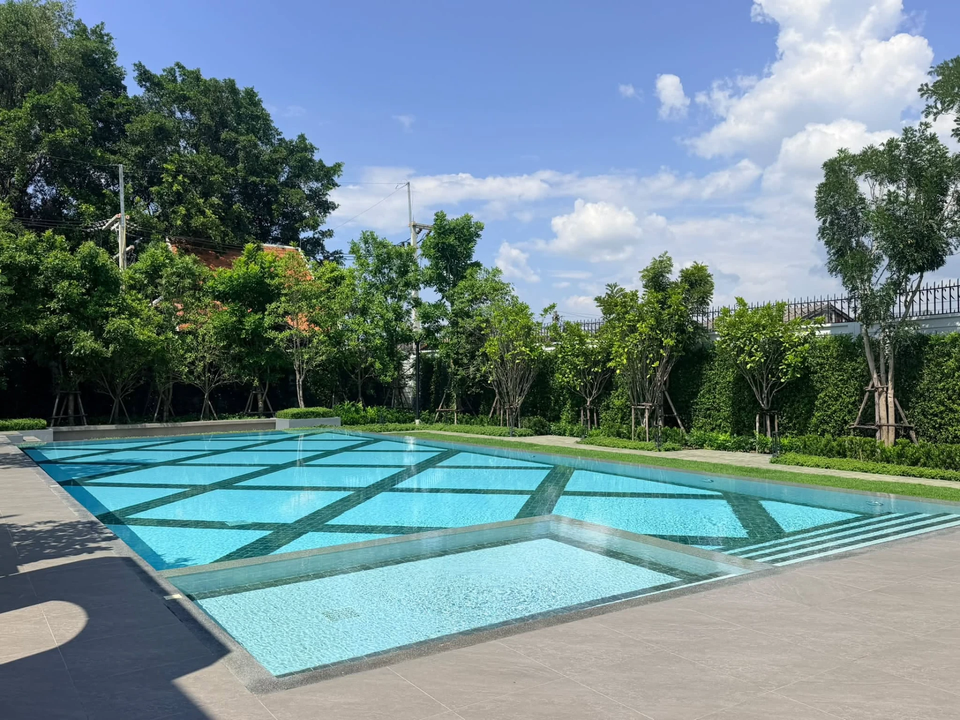 Luxury Residence ใจกลางเชียงใหม่  บ้านหรูบนทำเลมหิดล ใกล้สนามบินเชียงใหม่
