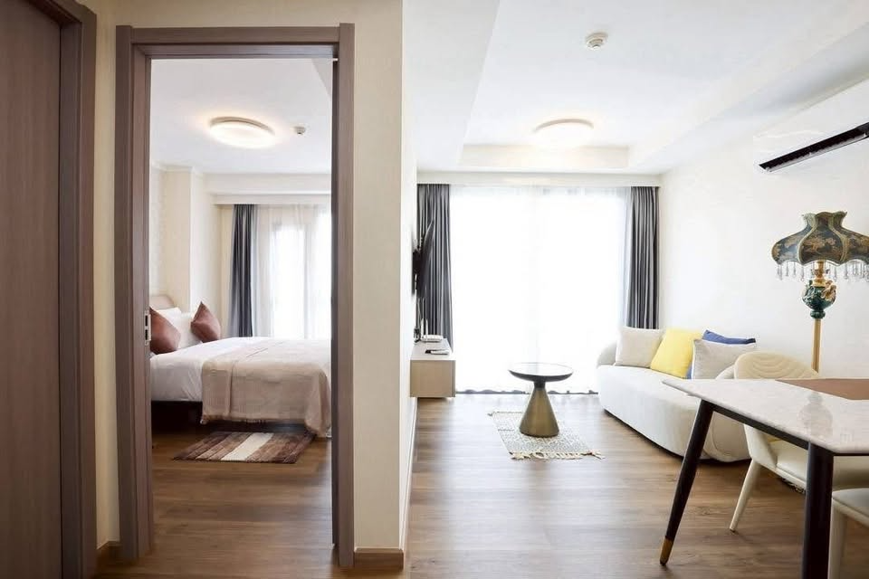 ขายคอนโดห้องมุม ชั้น 8 ที่ The One Condo เชียงใหม่ / For Sale Top Floor Conner unit at The One Condo Chiang Mai ระเบียงกว้าง วิวต้นไม้เปิดโล่ง พร้อมพื้นที่ส่วนกลางที่ตอบโจทย์ทุกวัน (The One Chiang Mai : เดอะ วัน เชียงใหม่) Preview 7