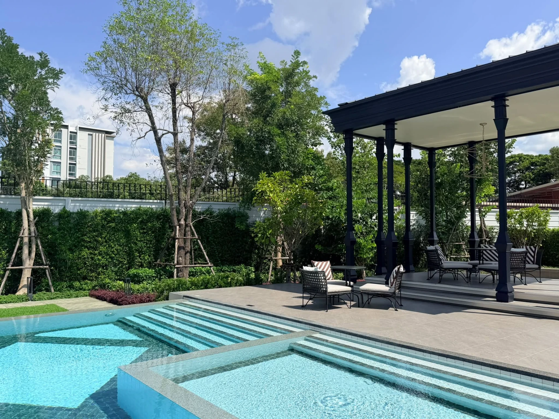 Luxury Residence ใจกลางเชียงใหม่ บ้านหรูบนทำเลมหิดล ใกล้สนามบินเชียงใหม่ Preview 4